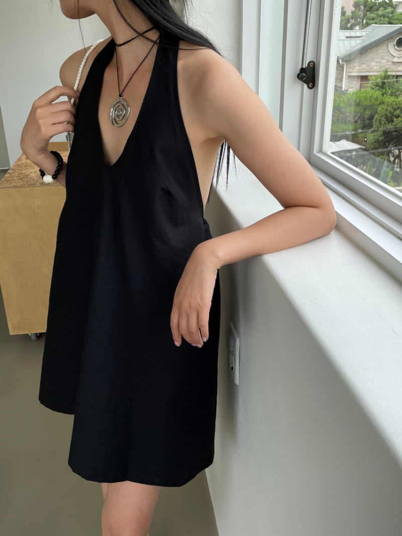Lucy Salon - Korean Women Fashion - #womensfashion - Halter V-Neck Midi One-piece - 9