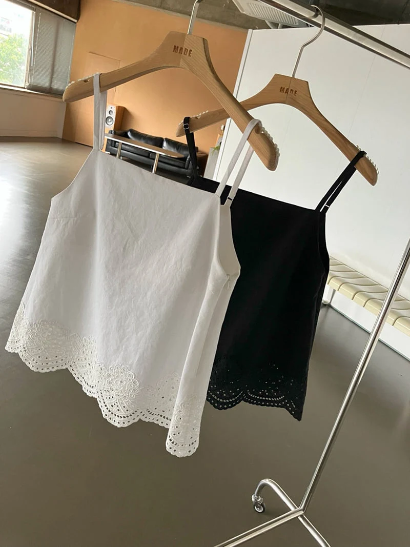 Made - Korean Women Fashion - #vintagekidsstyle - Punching Sleeveless Blouse