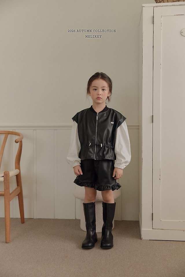 Melikey - Korean Children Fashion - #kidsstore - Leather Frill Shorts - 7