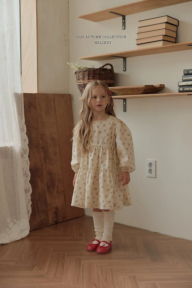Melikey - Korean Children Fashion - #kidsstore - Vintage Floral One-piece - 7