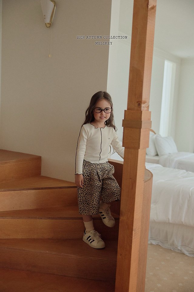 Melikey - Korean Children Fashion - #kidzfashiontrend - Leopard Heart Bermuda Pants - 7