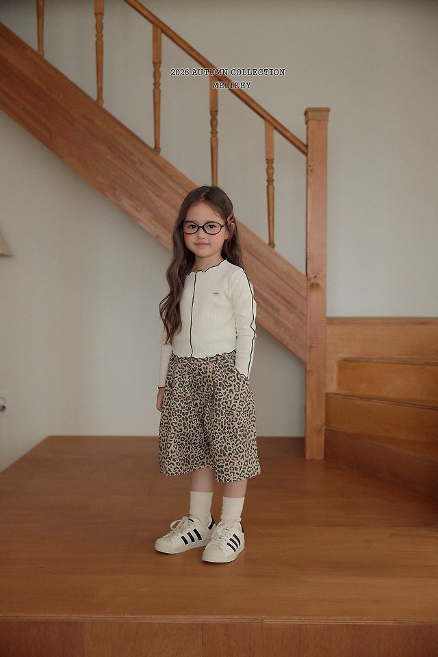 Melikey - Korean Children Fashion - #minifashionista - Leopard Heart Bermuda Pants - 11