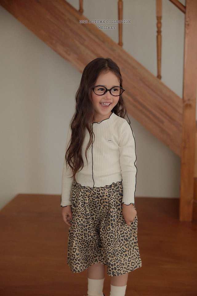 Melikey - Korean Children Fashion - #prettylittlegirls - Leopard Heart Bermuda Pants - 12