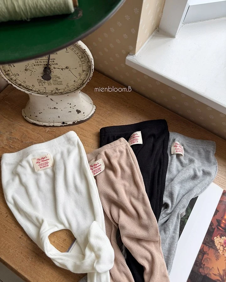 Mienbloom B - Korean Baby Fashion - #babyboutiqueclothing - Bebe Lumi Footed Leggings - 2