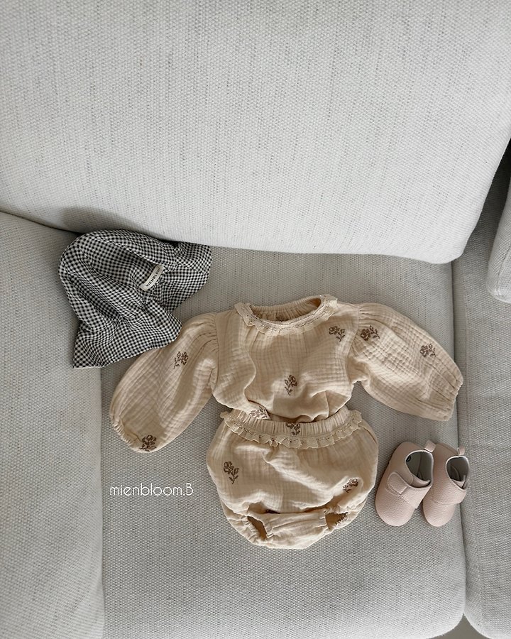 Mienbloom B - Korean Baby Fashion - #babyoutfit - Bebe Rose Embroidered Bloomers - 4
