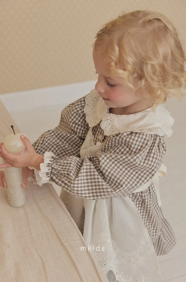 Mkids - Korean Baby Fashion - #onlinebabyshop - Fleur Apron - 3