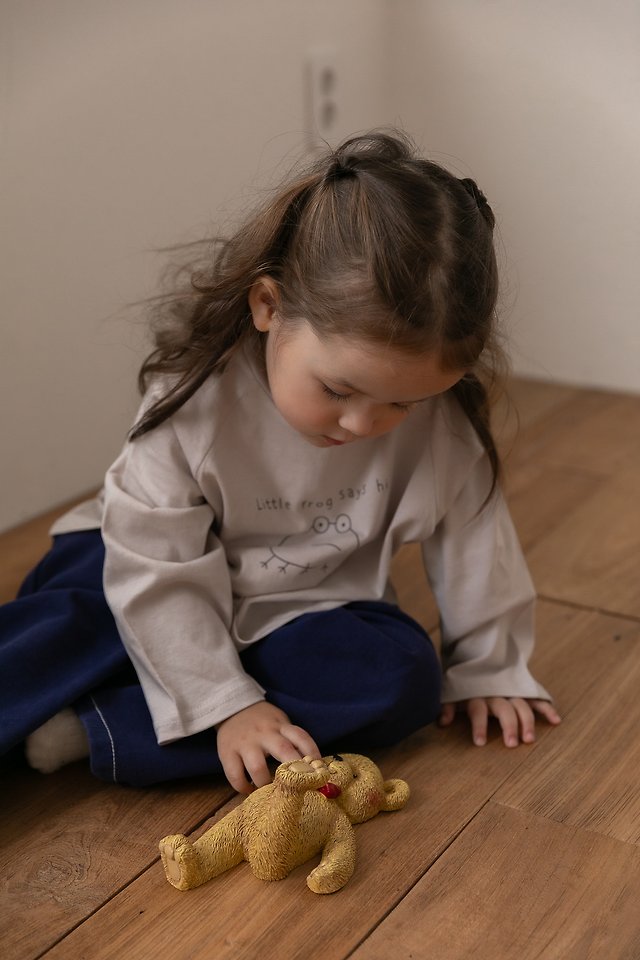 Oatmeal - Korean Children Fashion - #Kfashion4kids - Frog Raglan Tee - 7