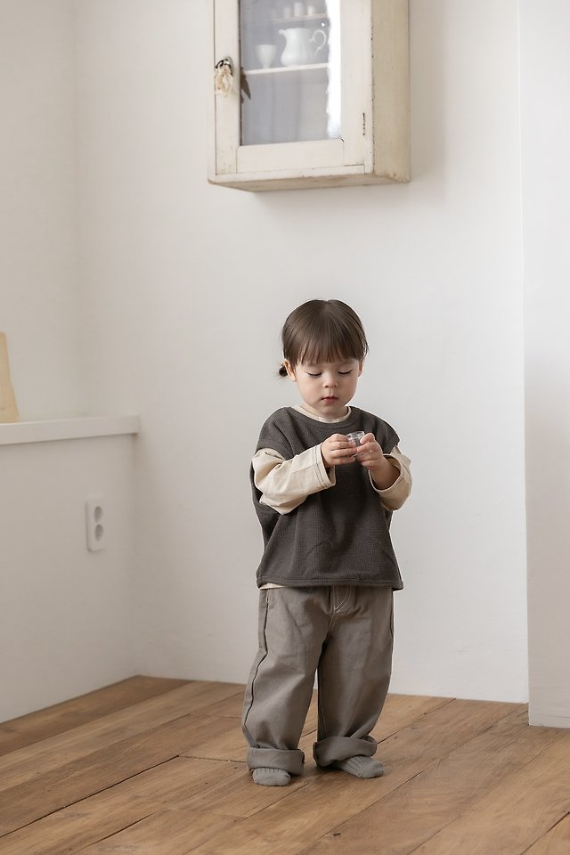 Oatmeal - Korean Children Fashion - #Kfashion4kids - Waffle Vest - 11