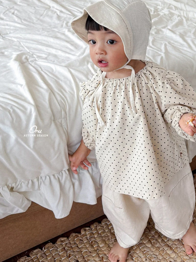 Onu - Korean Baby Fashion - #babyfever - Dot Shirring Blouse - 6