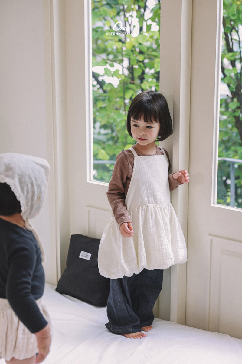 Onu - Korean Baby Fashion - #babyoninstagram - Cracker Button Tee - 11