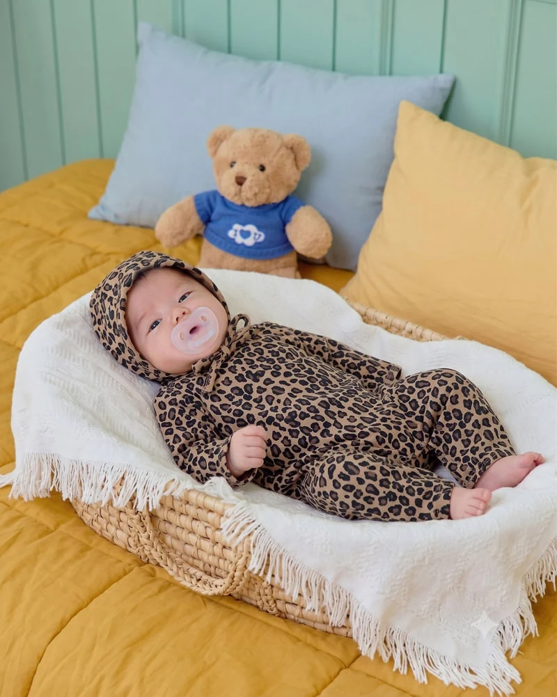 Oott Bebe - Korean Baby Fashion - #babyfever - Little Leopard Full Bodysuit + Bonnet Set (Bebe) - 6