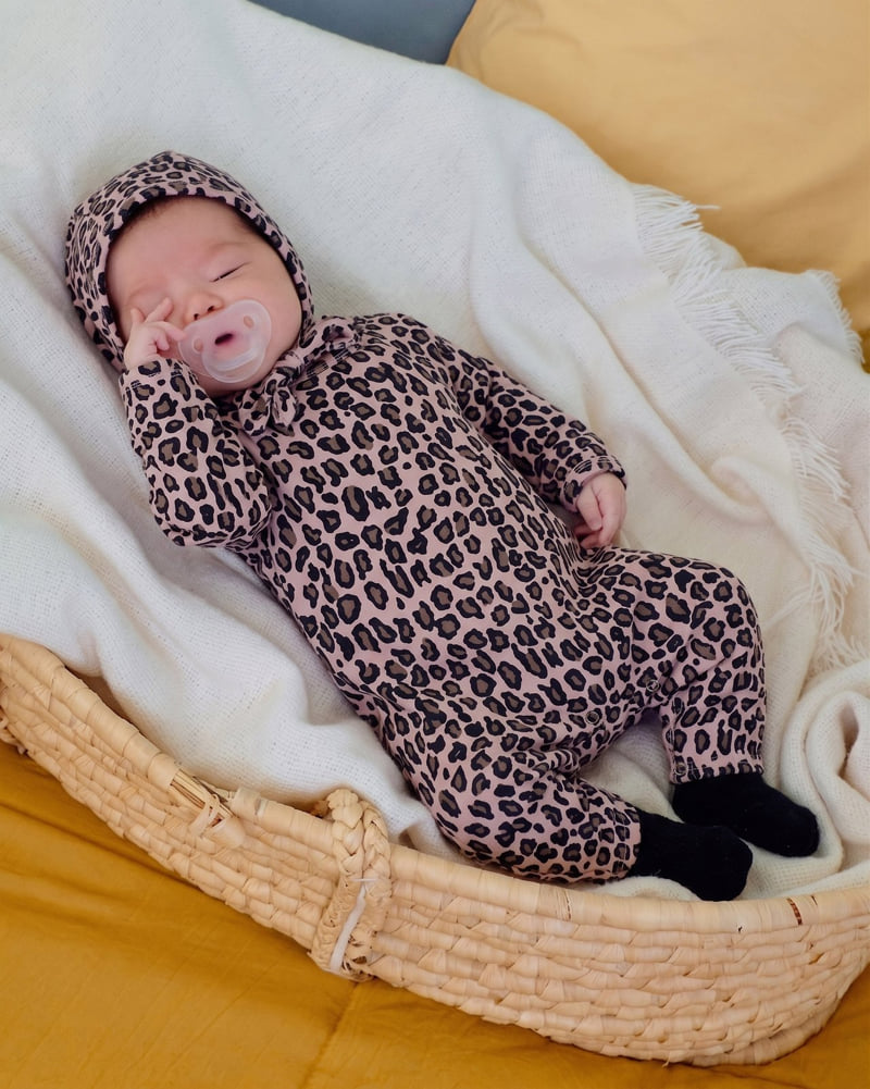 Oott Bebe - Korean Baby Fashion - #babyoutfit - Little Leopard Full Bodysuit + Bonnet Set (Bebe) - 11