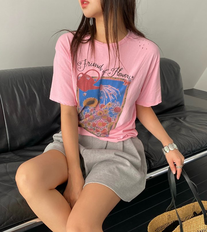 Ouppt - Korean Women Fashion - #momslook - Bumblebee Distressed Tee