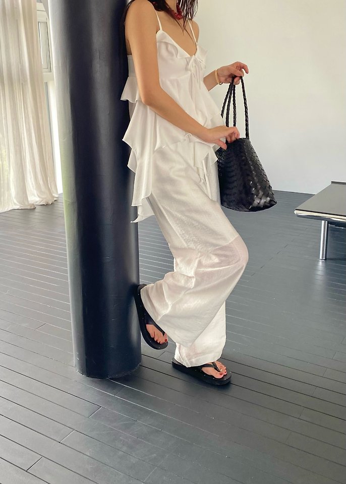 Ouppt - Korean Women Fashion - #momslook - Twinkle Sleeveless Blouse - 12