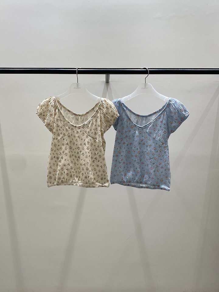 Ouppt - Korean Women Fashion - #momslook - Whale Flower Tee
