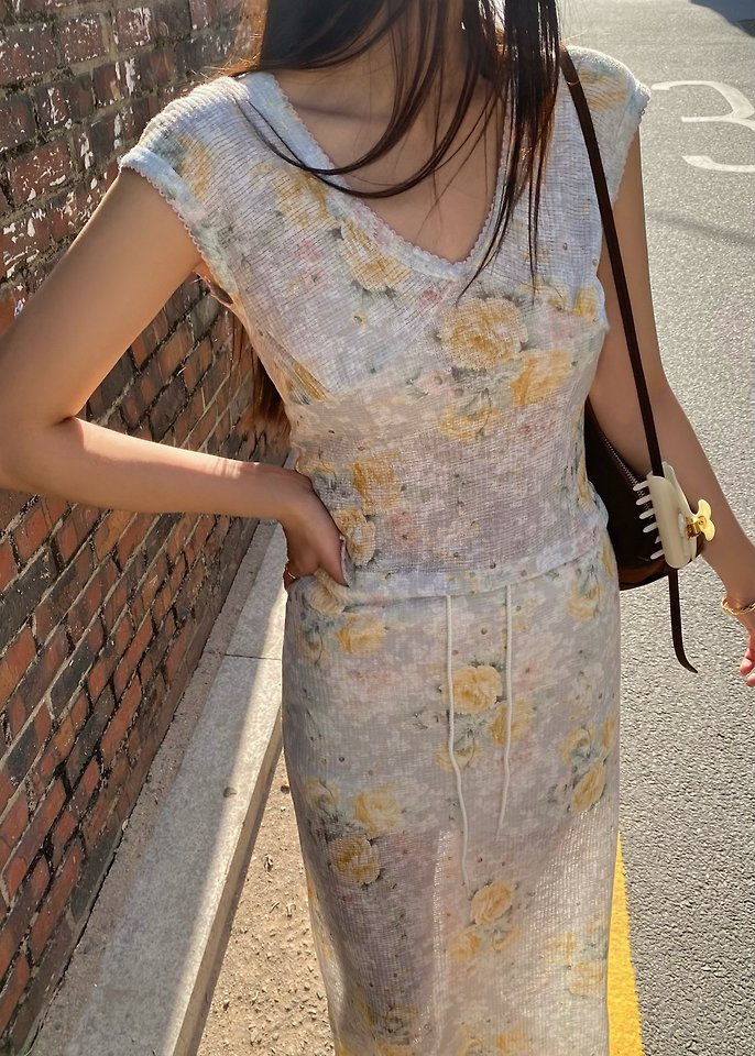 Ouppt - Korean Women Fashion - #momslook - Tina Sleeveless Tee - 6