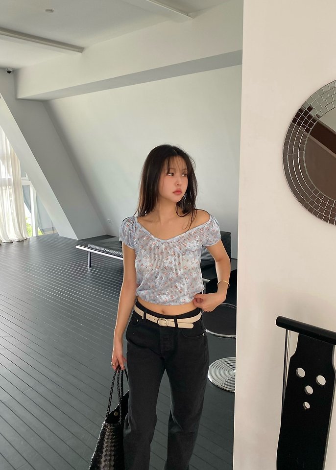 Ouppt - Korean Women Fashion - #restrostyle - Whale Flower Tee - 6
