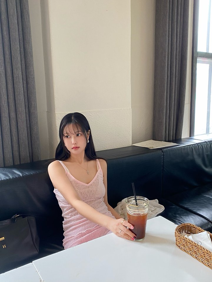 Ouppt - Korean Women Fashion - #romanticstyle - Adele Lace Sleeveless - 10