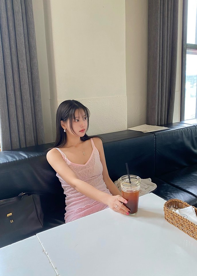 Ouppt - Korean Women Fashion - #shopsmall - Adele Lace Sleeveless - 11