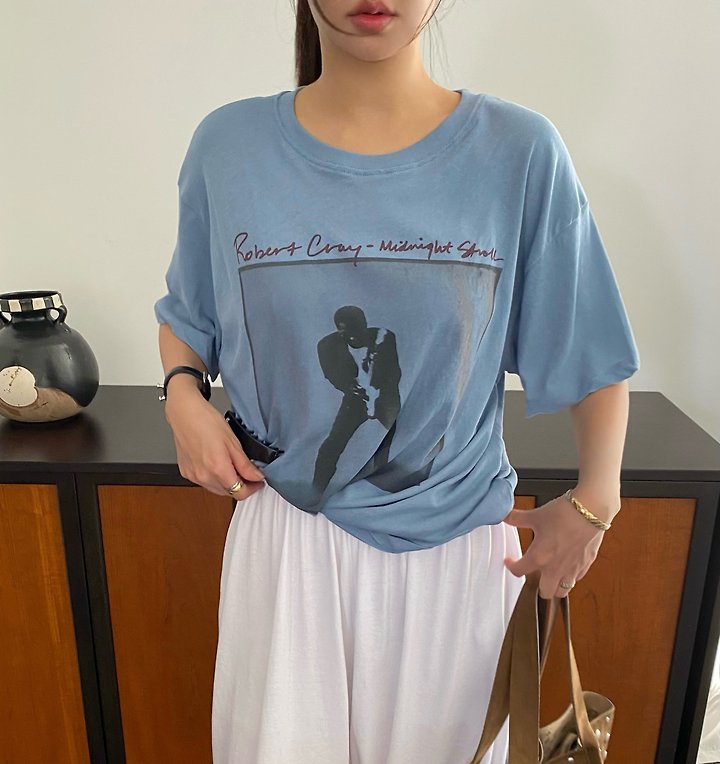 Ouppt - Korean Women Fashion - #womensfashion - Robert Graphic Tee