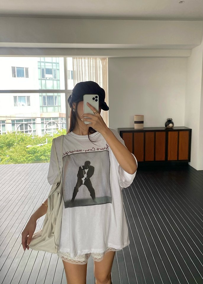 Ouppt - Korean Women Fashion - #womensfashion - Robert Graphic Tee - 11