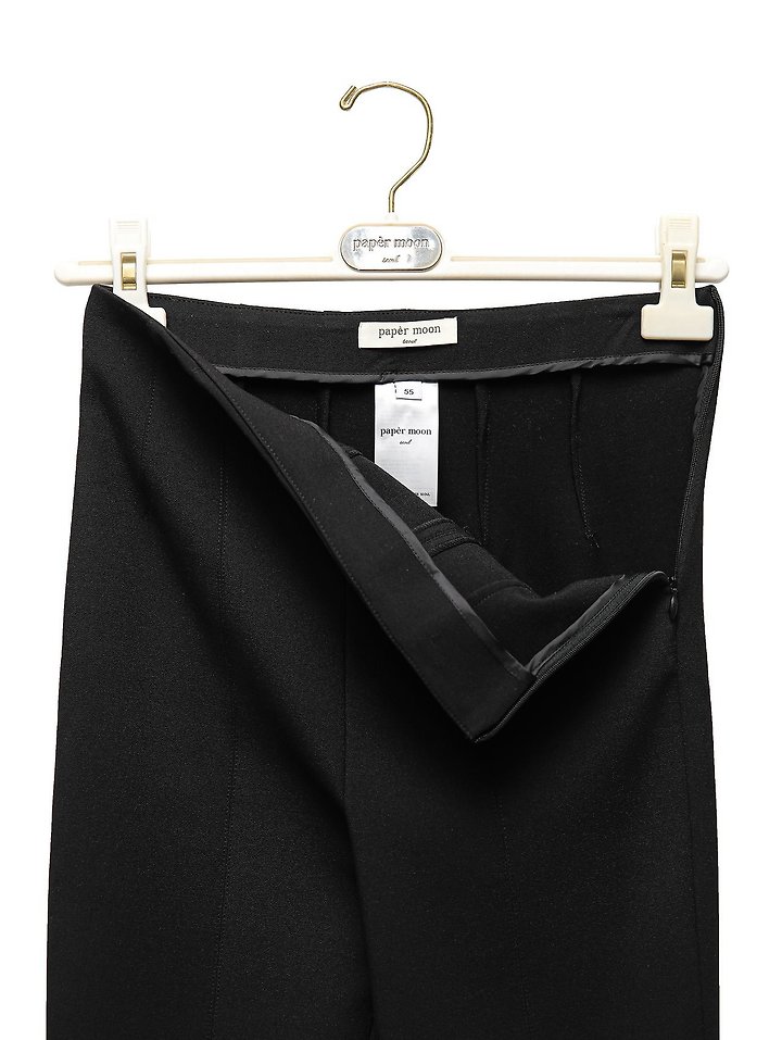 Paper Moon - Korean Women Fashion - #momslook - Center Seam Capri Leggings - 12