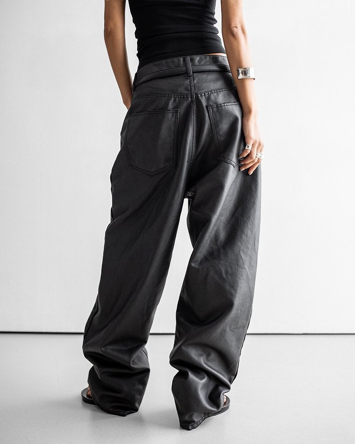 Paper Moon - Korean Women Fashion - #momslook - Oversized Black Coated Denim Jeans - 6
