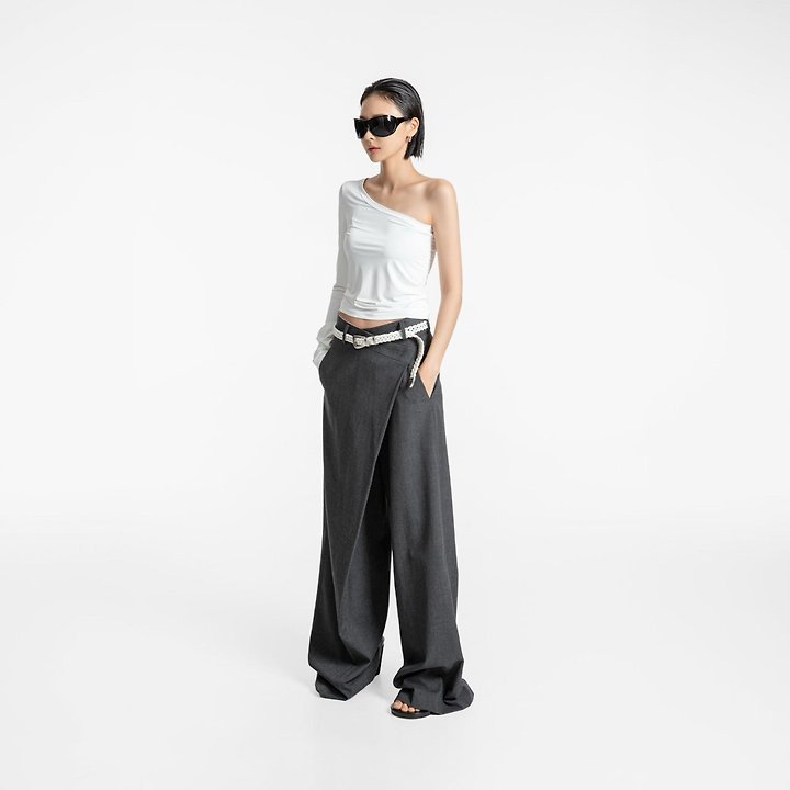 Paper Moon - Korean Women Fashion - #momslook - Asymmetric One-Shoulder Long Sleeve Top - 2