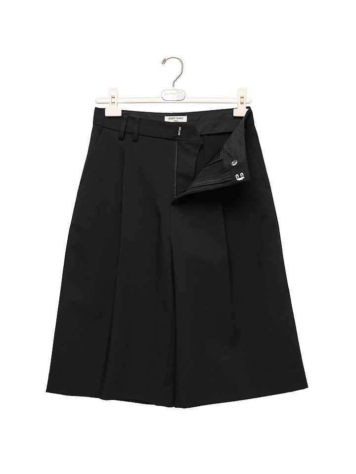 Paper Moon - Korean Women Fashion - #pursuepretty - Classic Wide-Fit Bermuda Trousers - 9
