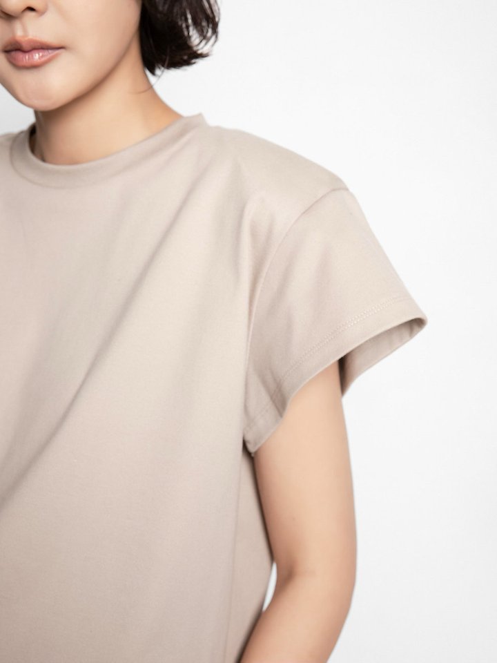 Paper Moon - Korean Women Fashion - #romanticstyle - Padded Shoulder Wing Sleeve Tee - 5