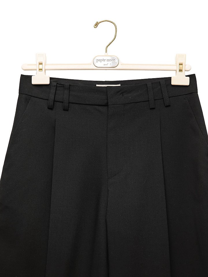 Paper Moon - Korean Women Fashion - #romanticstyle - Classic Wide-Fit Bermuda Trousers - 11