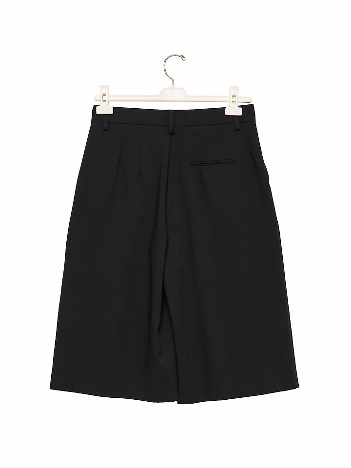 Paper Moon - Korean Women Fashion - #vintagekidsstyle - Classic Wide-Fit Bermuda Trousers - 8