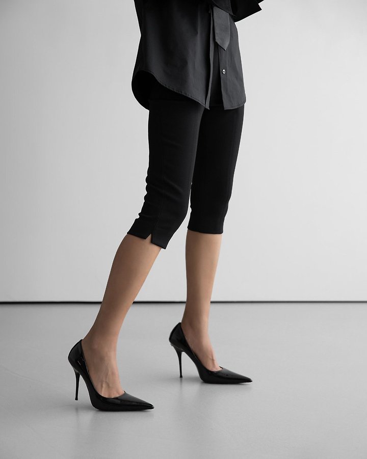 Paper Moon - Korean Women Fashion - #womensfashion - Center Seam Capri Leggings - 3