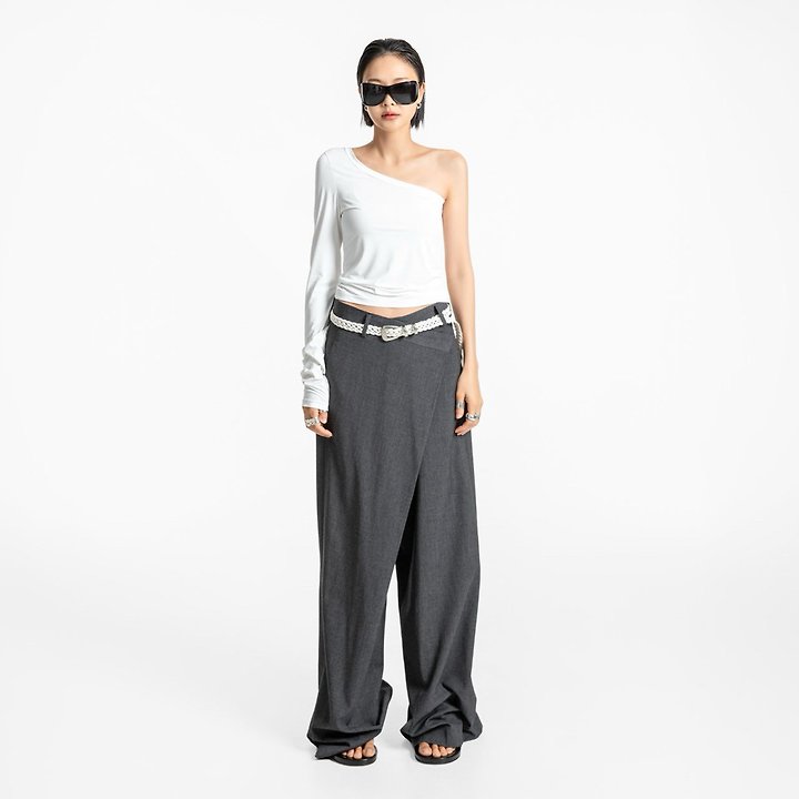 Paper Moon - Korean Women Fashion - #momslook - Asymmetric One-Shoulder Long Sleeve Top - 4