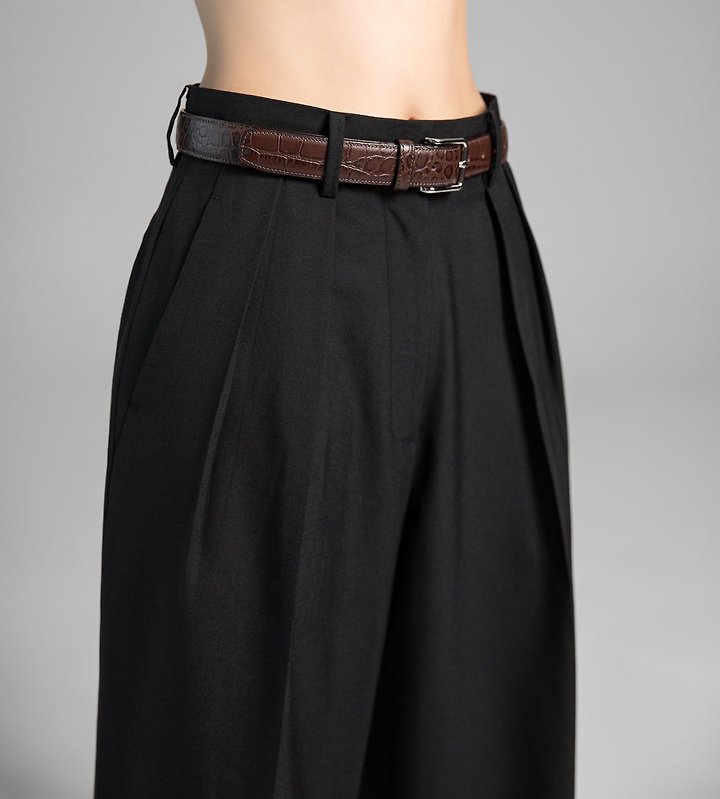 Paper Moon - Korean Women Fashion - #momslook - Summer Wool Low-Waist Trousers - 4