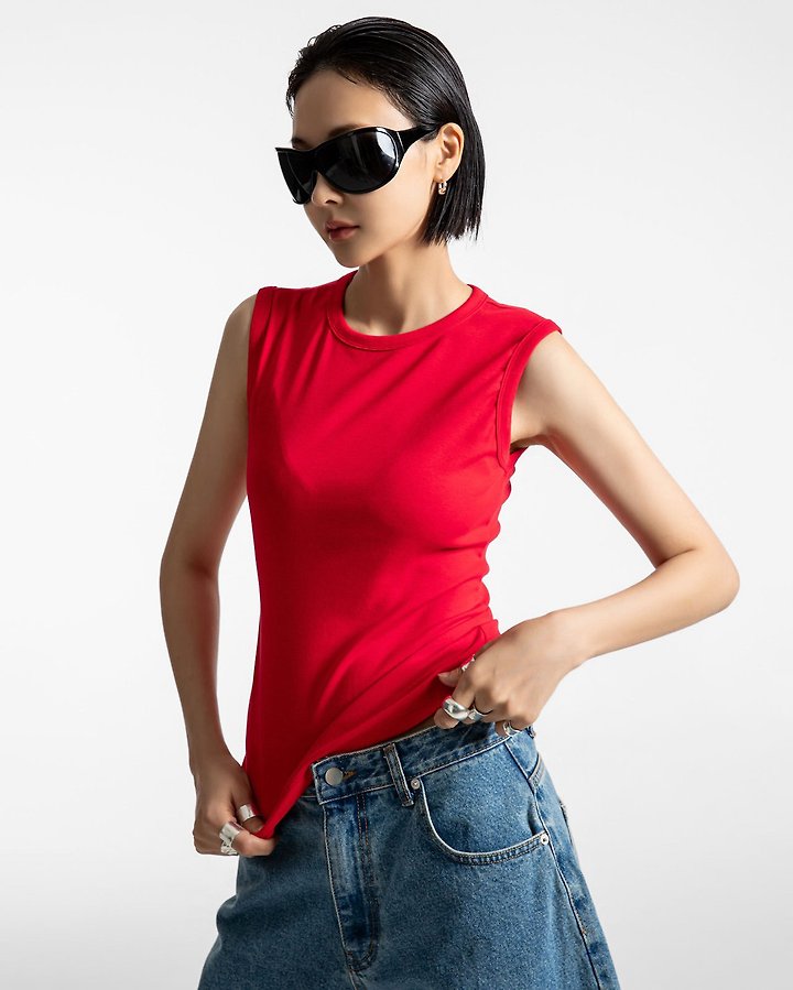Paper Moon - Korean Women Fashion - #womensfashion - Classic Slim Sleeveless Top