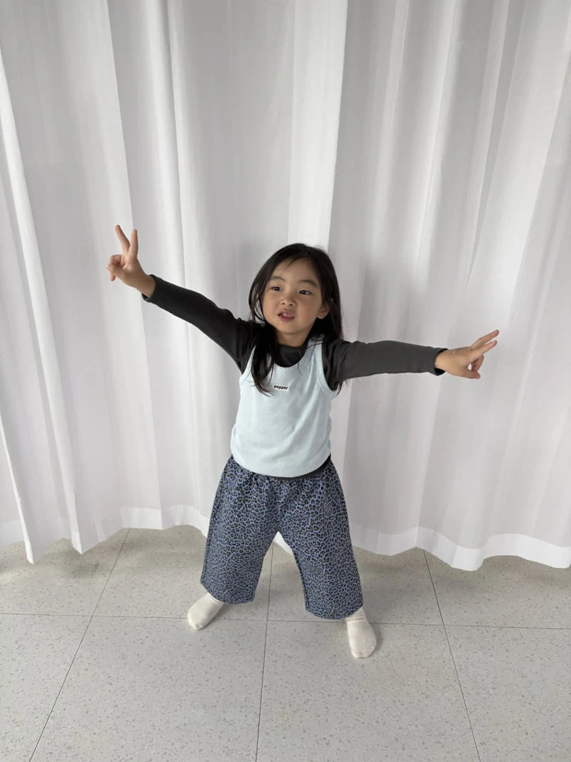 Pepper - Korean Children Fashion - #childofig - Pig Leopard Print Pants - 4