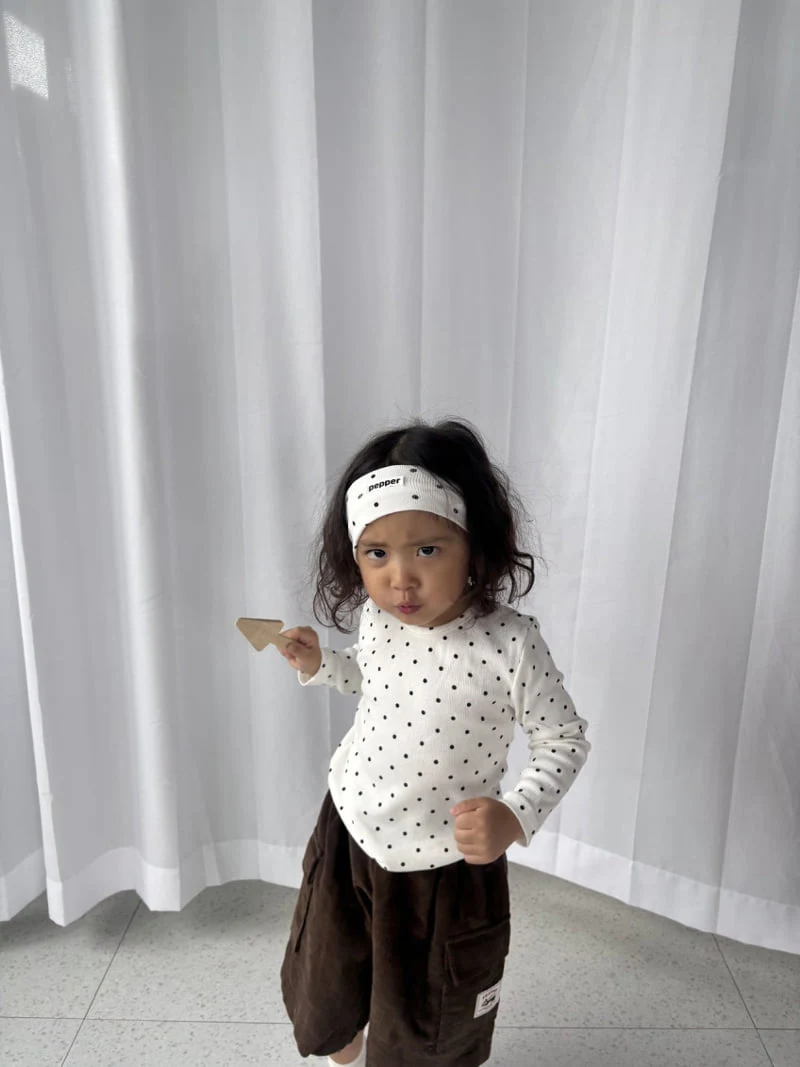 Pepper - Korean Children Fashion - #littlefashionista - Cocoa Ball Corduroy Bermuda Shorts - 2