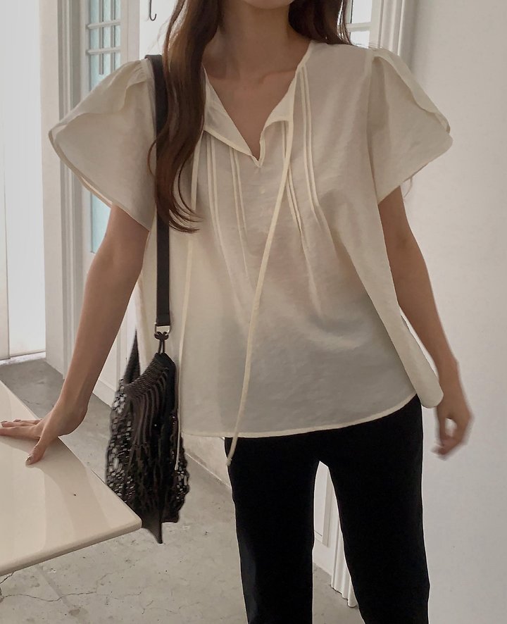 Pomelo - Korean Women Fashion - #momslook - Tulip Embroidered Blouse - 8