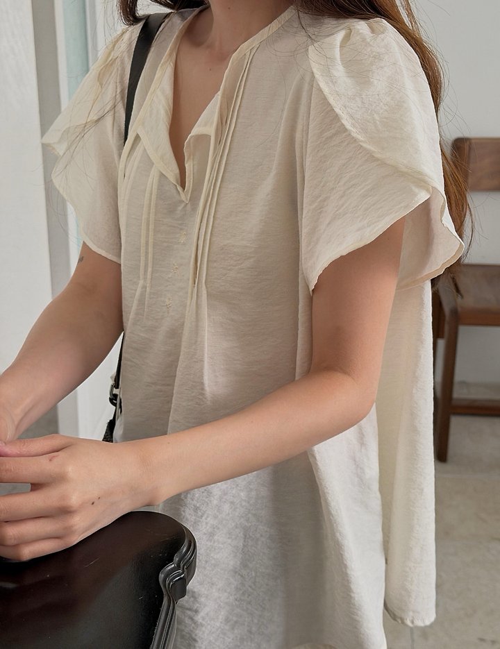 Pomelo - Korean Women Fashion - #momslook - Tulip Embroidered Blouse - 9
