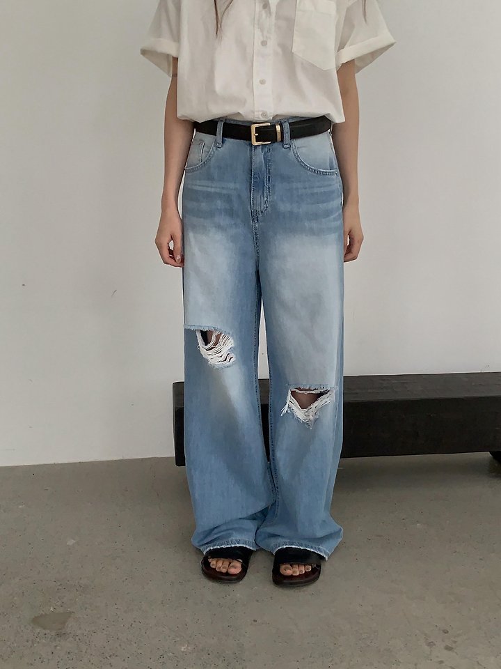 Pomelo - Korean Women Fashion - #momslook - Distressed Brush Denim