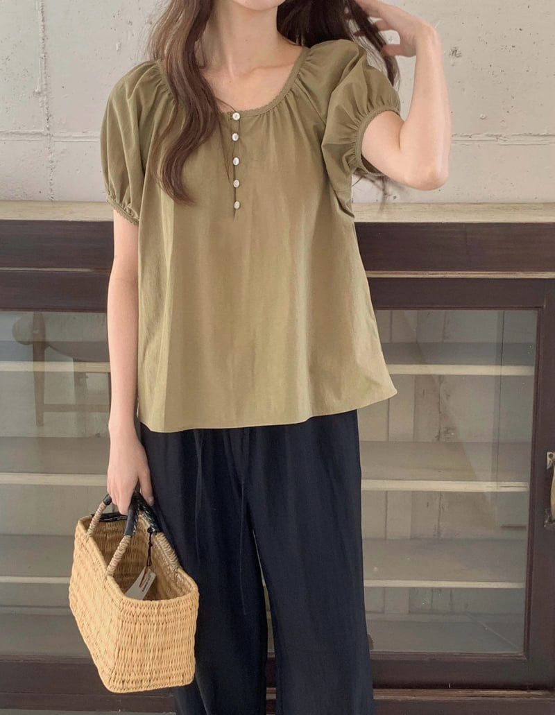Pomelo - Korean Women Fashion - #vintageinspired - L Pintuck Blouse