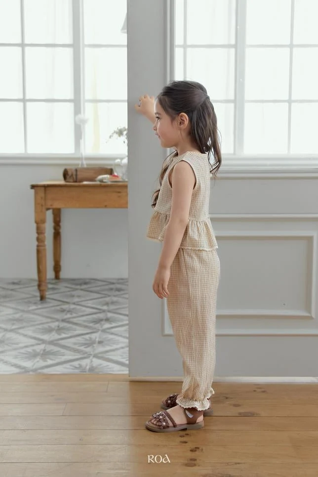 Roa - Korean Children Fashion - #kidsshorts - Oat Check Set - 6