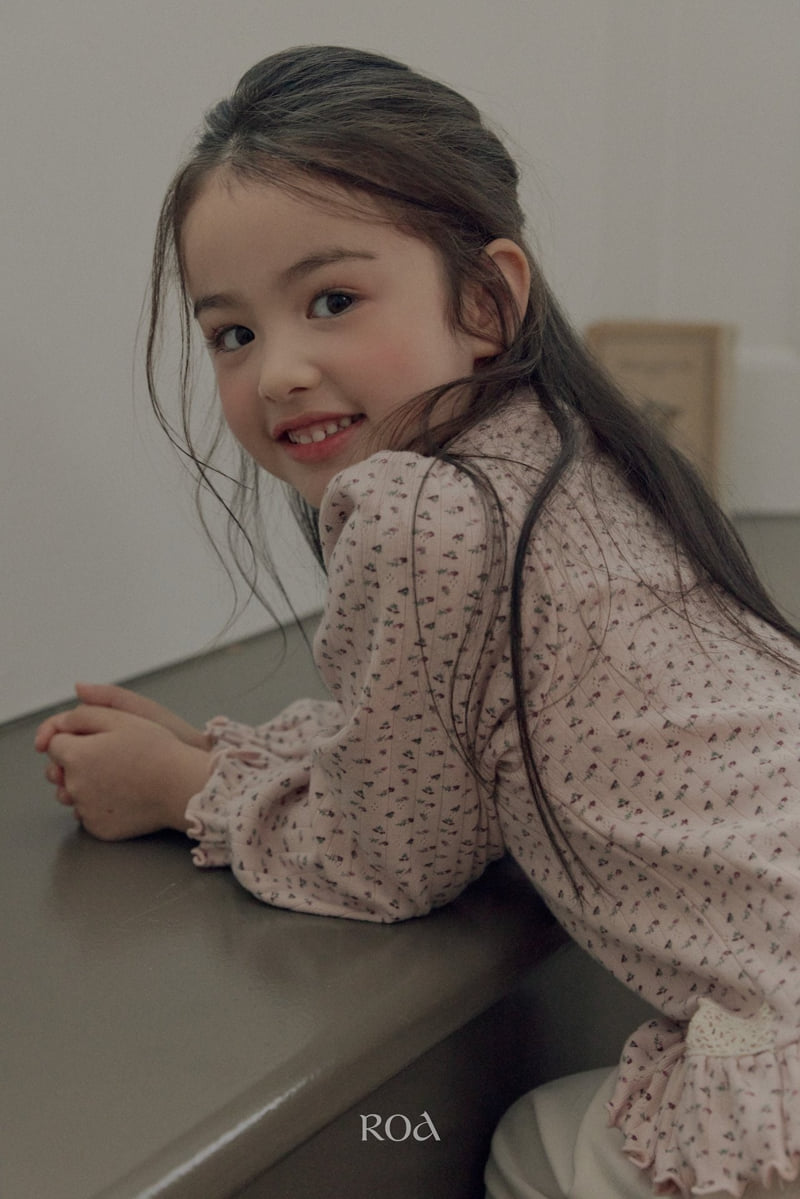 Roa - Korean Children Fashion - #kidsshorts - Lily Interlock Tee - 3