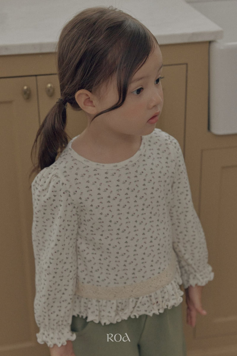 Roa - Korean Children Fashion - #prettylittlegirls - Lily Interlock Tee - 10