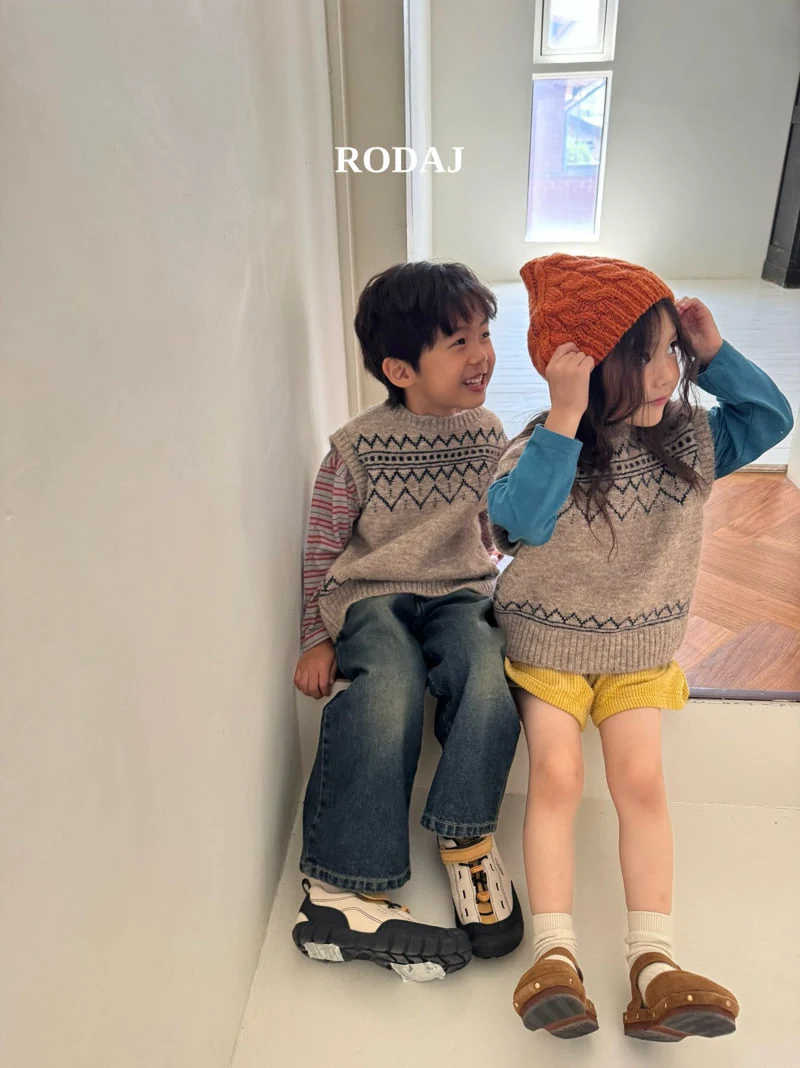 Roda J - Korean Children Fashion - #stylishchildhood - Hazel Vest - 6