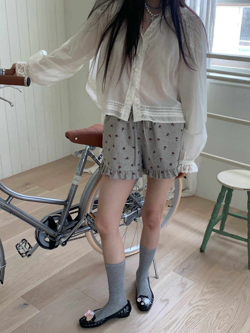Tarabymotion - Korean Women Fashion - #momslook - Frill Shorts - 3