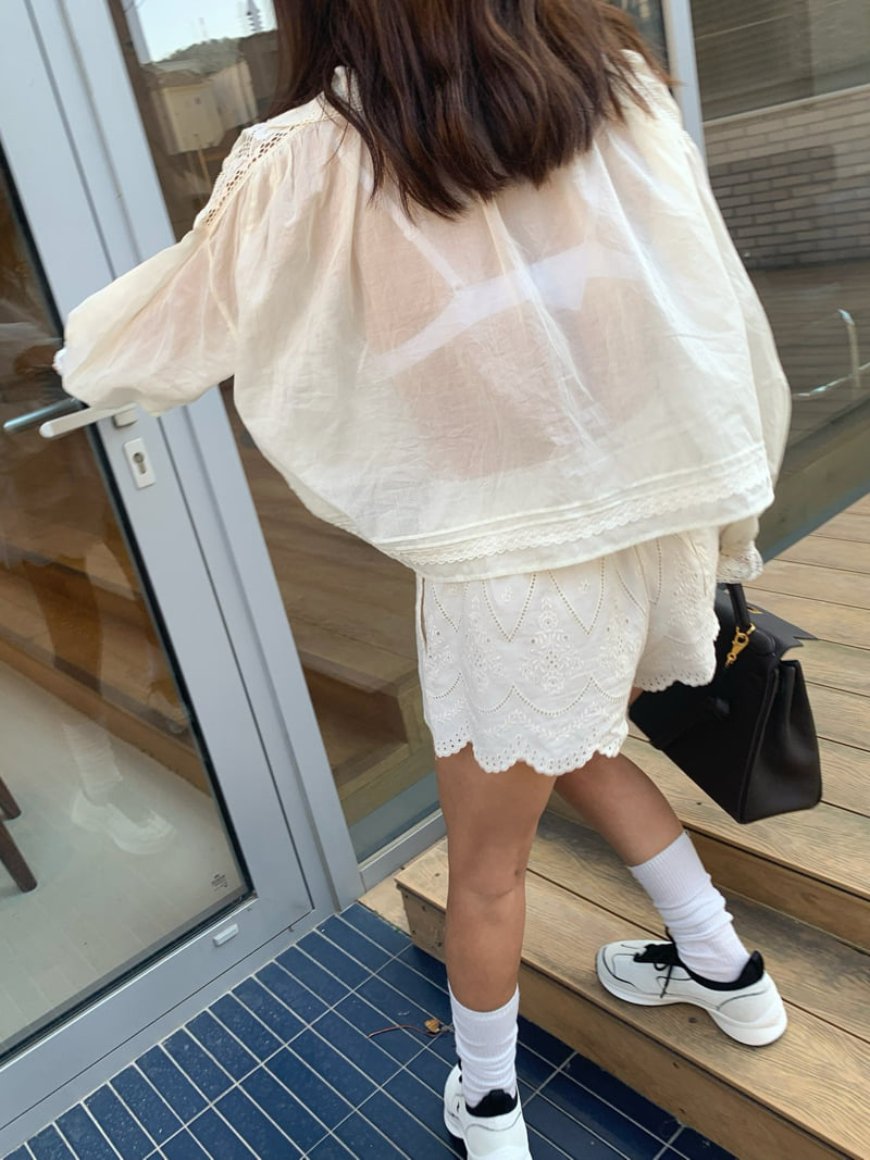 Tarabymotion - Korean Women Fashion - #pursuepretty - Lynn Lace Blouse - 5