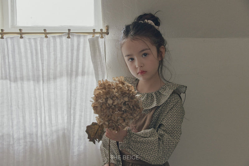 The Beige - Korean Baby Fashion - #babyoninstagram - Flower Blouse - 2