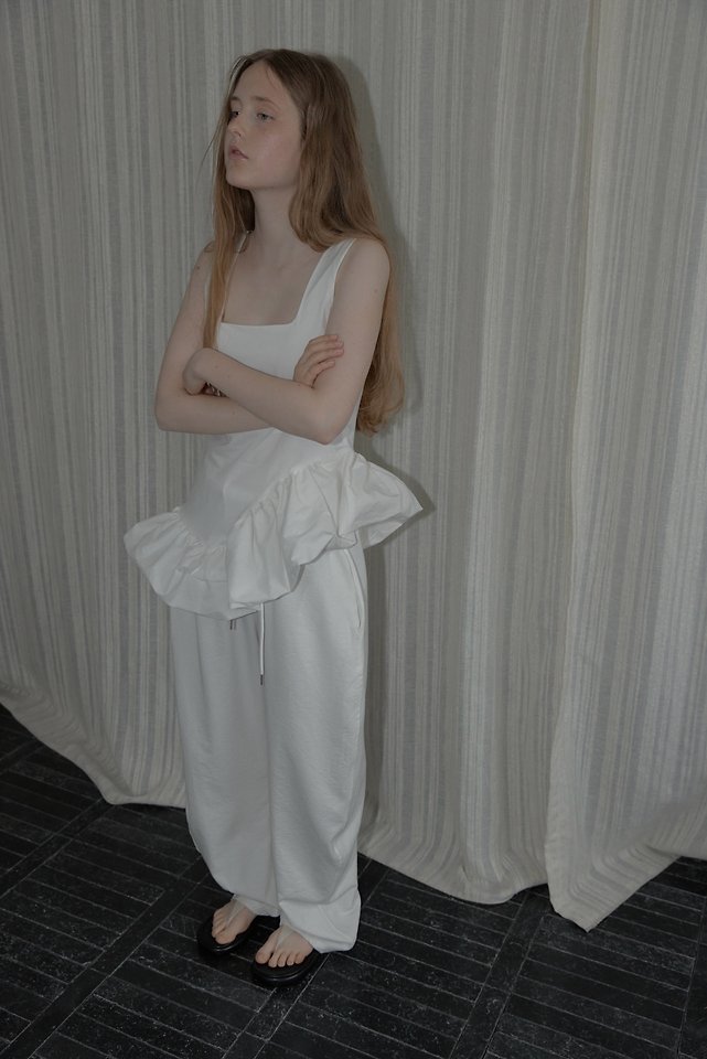 Uoov - Korean Women Fashion - #momslook - Liz Balloon Sleeveless - 7